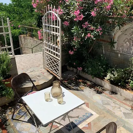 Gemütliches In Ano Poli Apartment Thessaloniki