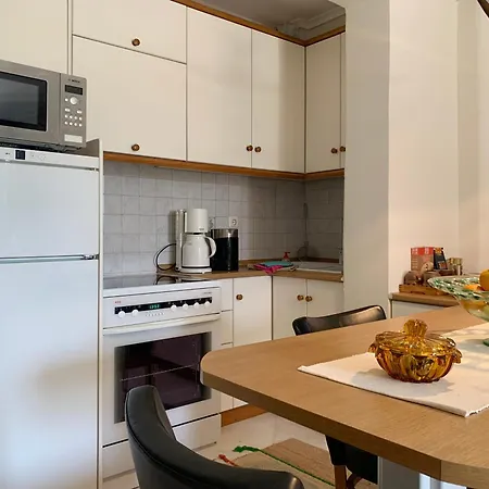 Gemütliches In Ano Poli